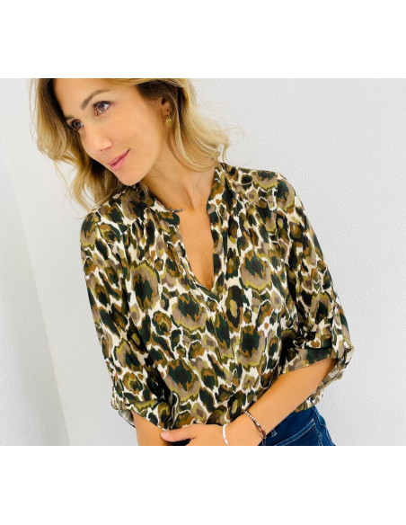 Blouse LILI, fluide léopard kaki