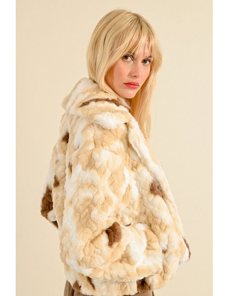 Blouson fourrure court texturé