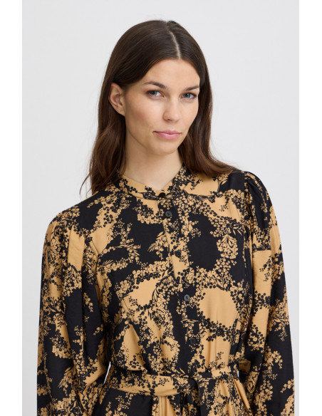 Robe UTTARA