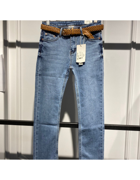 Jean STRAIGHT