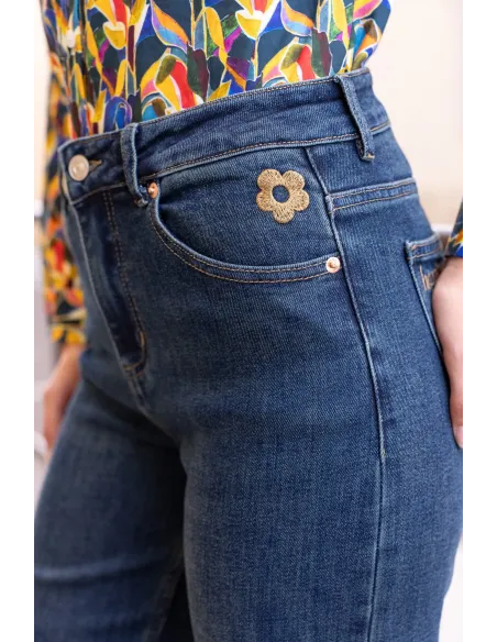 Jean HAPPiNESS