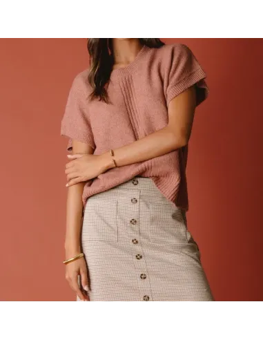 Pull Jelila, Rose