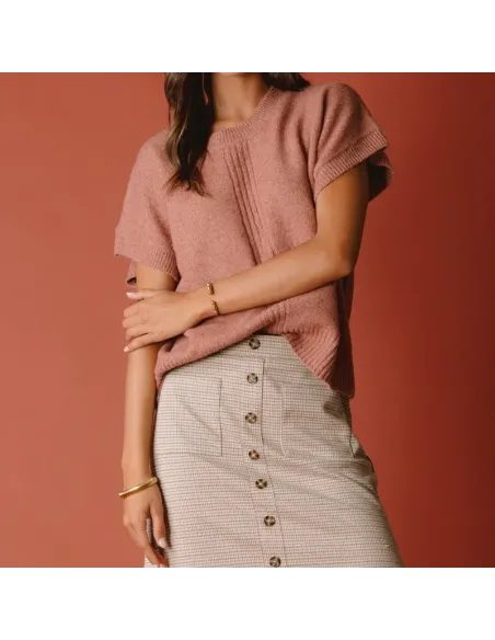 Pull Jelila, Rose